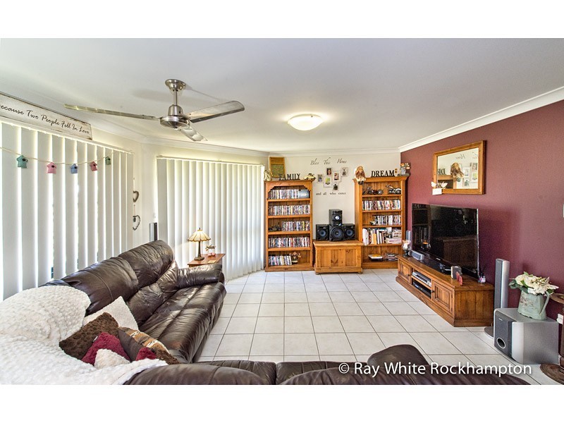 8 Broadhurst Drive, Gracemere QLD 4702