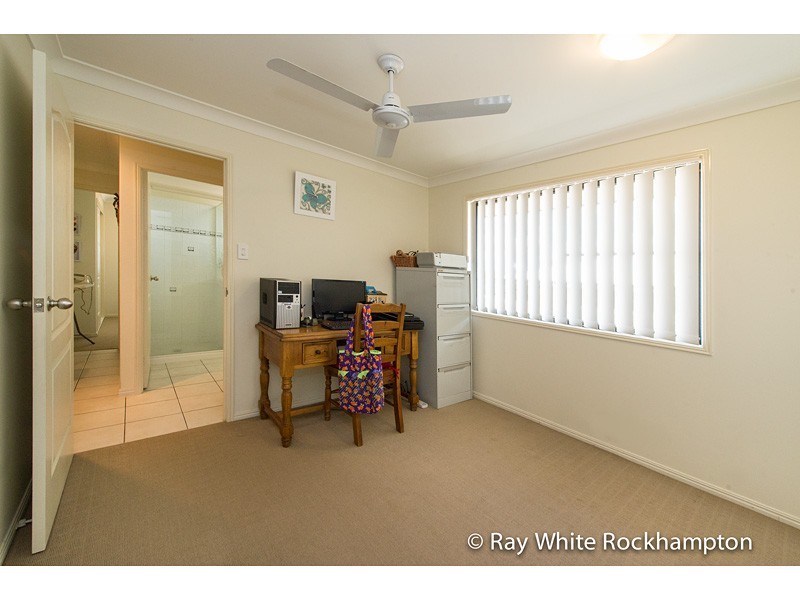 8 Broadhurst Drive, Gracemere QLD 4702