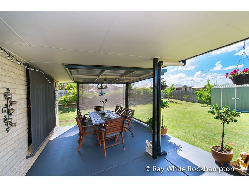8 Broadhurst Drive, Gracemere QLD 4702
