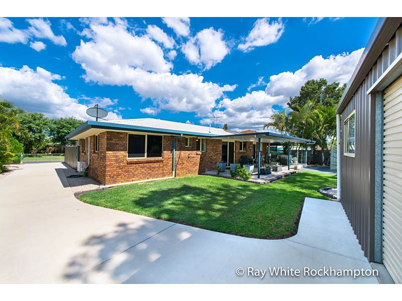 3 Banksia Court, Gracemere QLD 4702