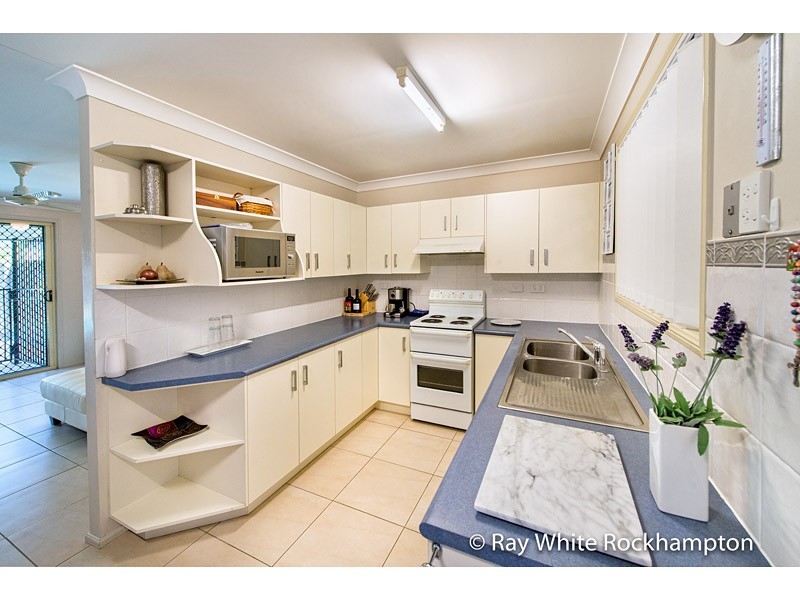 3 Banksia Court, Gracemere QLD 4702