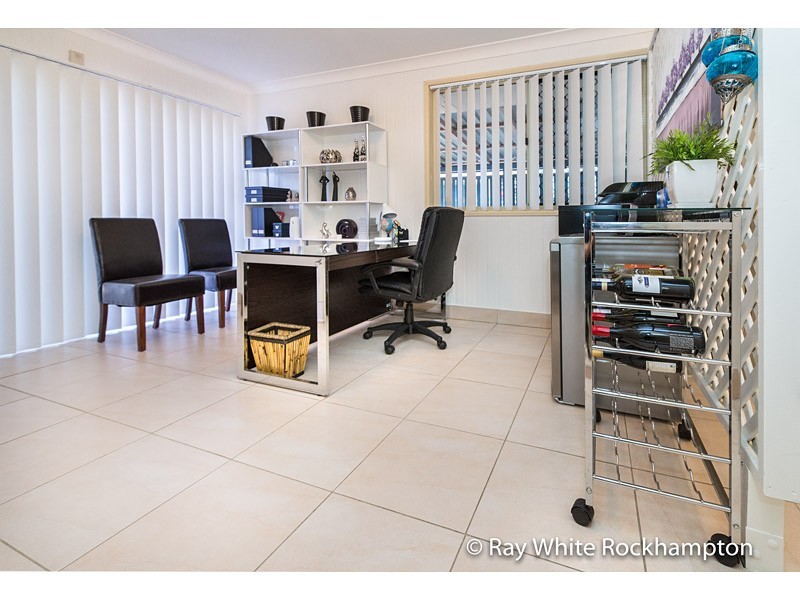 3 Banksia Court, Gracemere QLD 4702