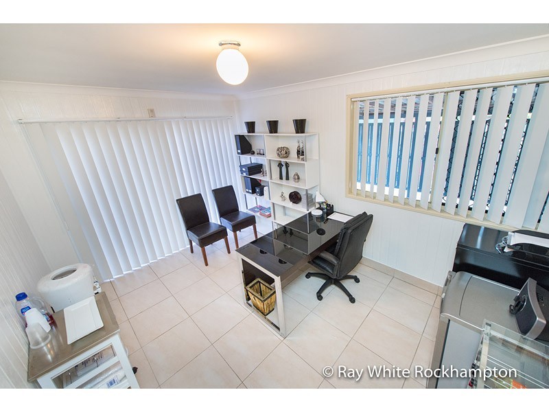 3 Banksia Court, Gracemere QLD 4702