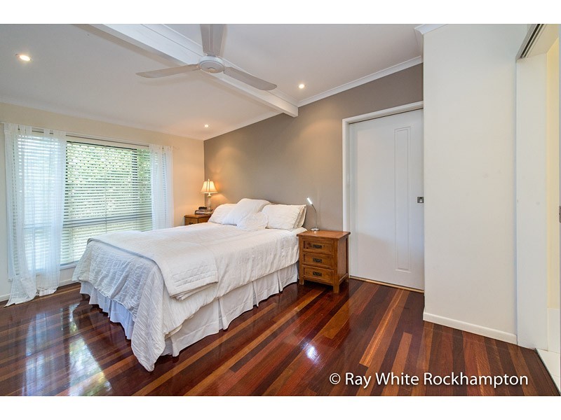 5 Bellevue Terrace, The Range QLD 4700