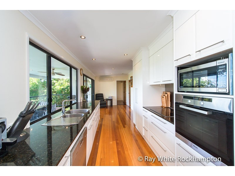5 Bellevue Terrace, The Range QLD 4700