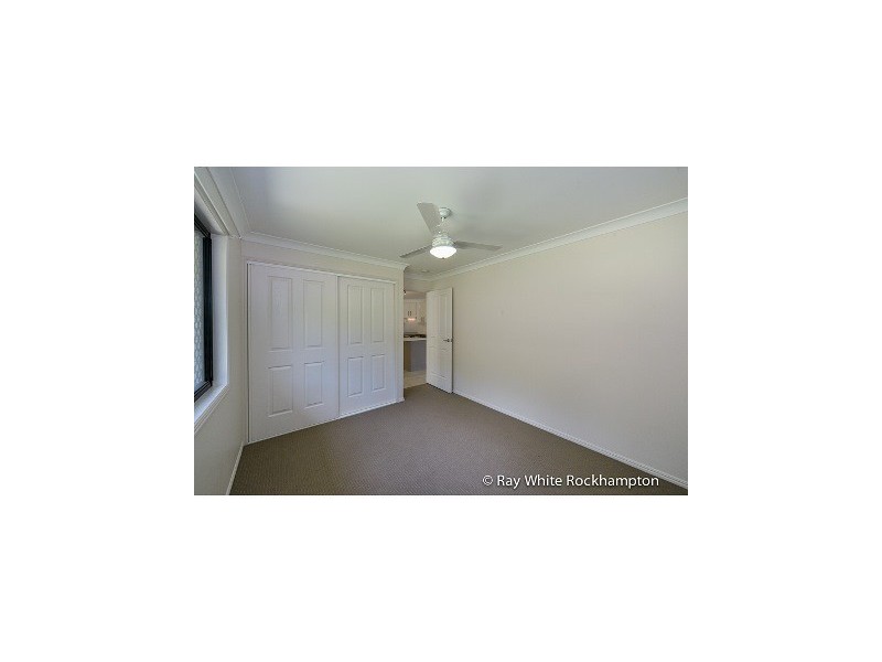 8 Benrhys Court, Rockyview QLD 4701