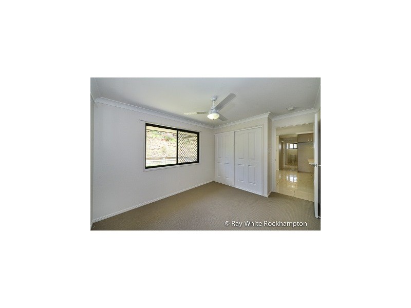 8 Benrhys Court, Rockyview QLD 4701