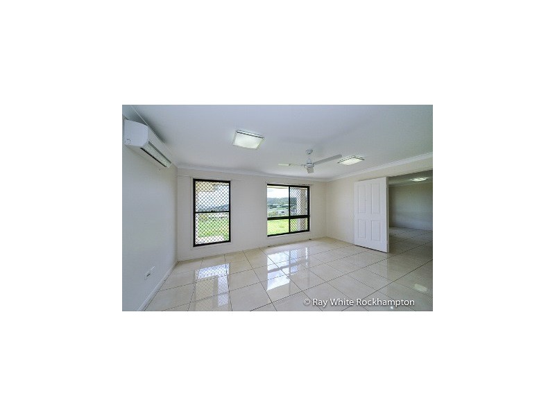 8 Benrhys Court, Rockyview QLD 4701