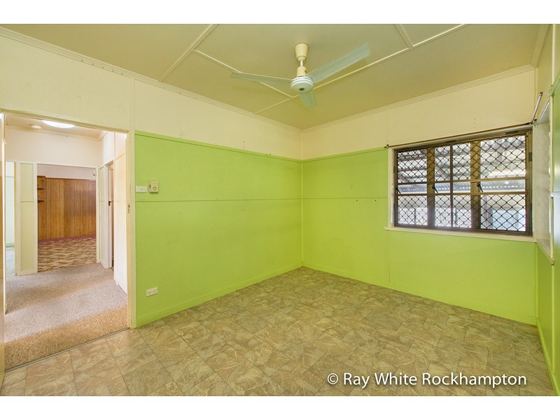 185 Baker Street, Koongal QLD 4701