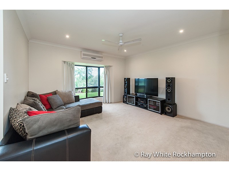 128 Angela Road, Rockyview QLD 4701