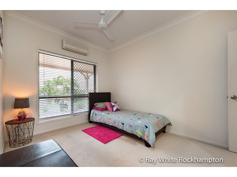 128 Angela Road, Rockyview QLD 4701