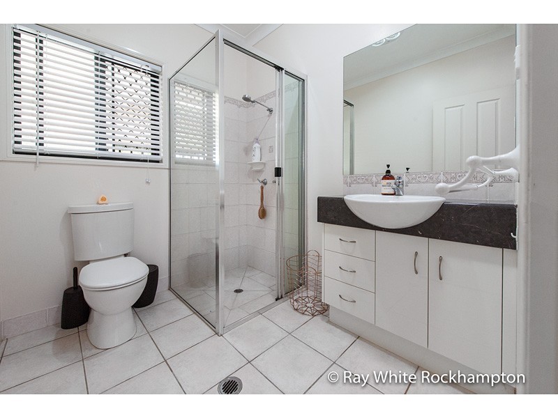 128 Angela Road, Rockyview QLD 4701