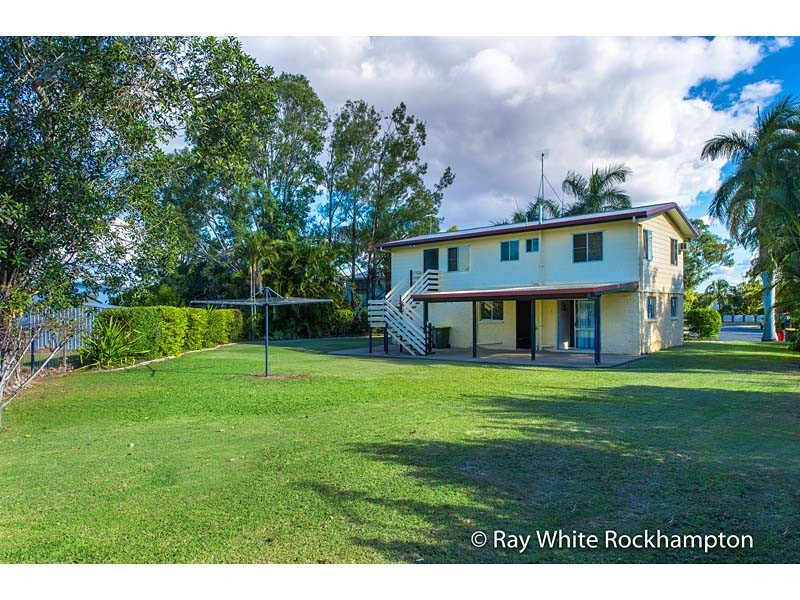 17 Lodwick Close, Gracemere QLD 4702