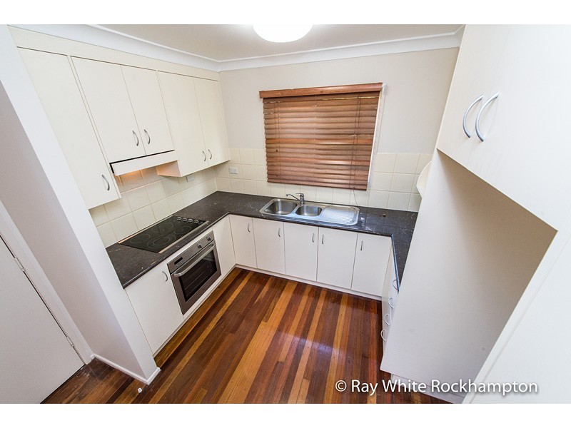 17 Lodwick Close, Gracemere QLD 4702