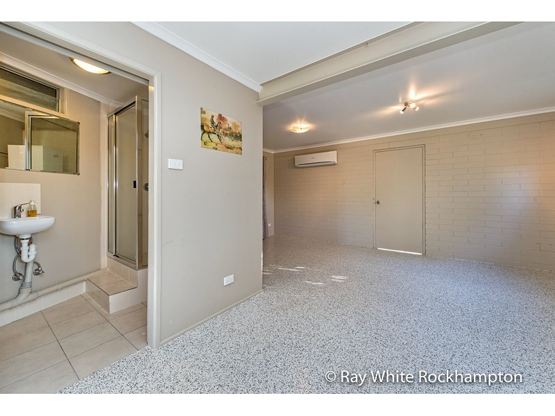 17 Lodwick Close, Gracemere QLD 4702