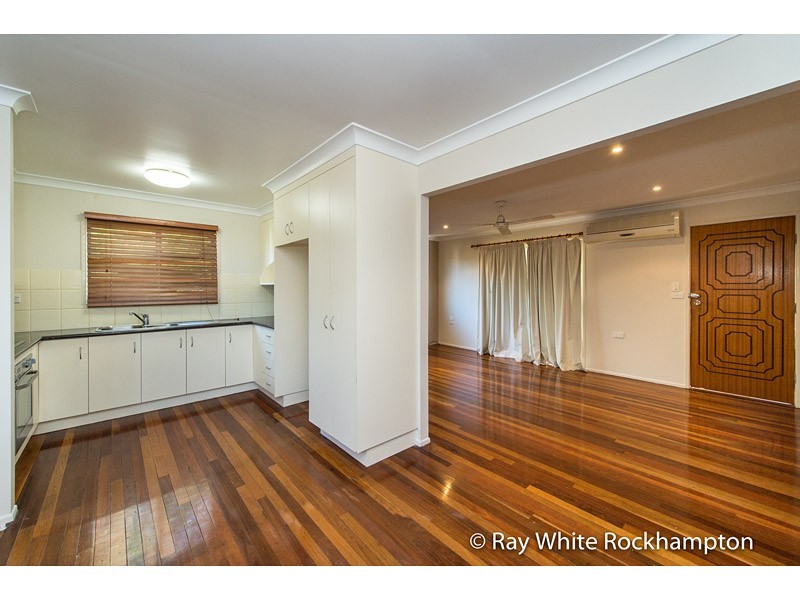 17 Lodwick Close, Gracemere QLD 4702