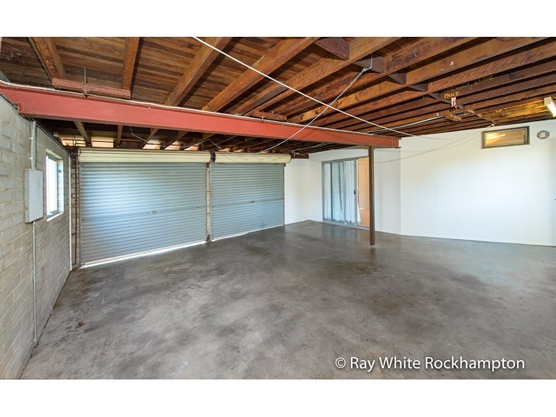 17 Lodwick Close, Gracemere QLD 4702