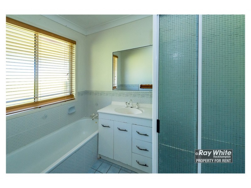 26 Hutcheon Street, Kawana QLD 4701