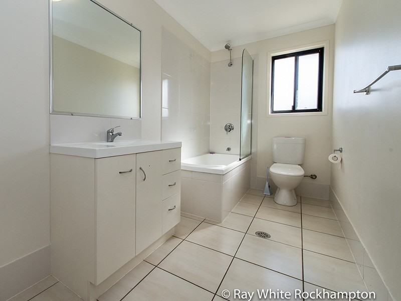 7 Amy Street, Gracemere QLD 4702