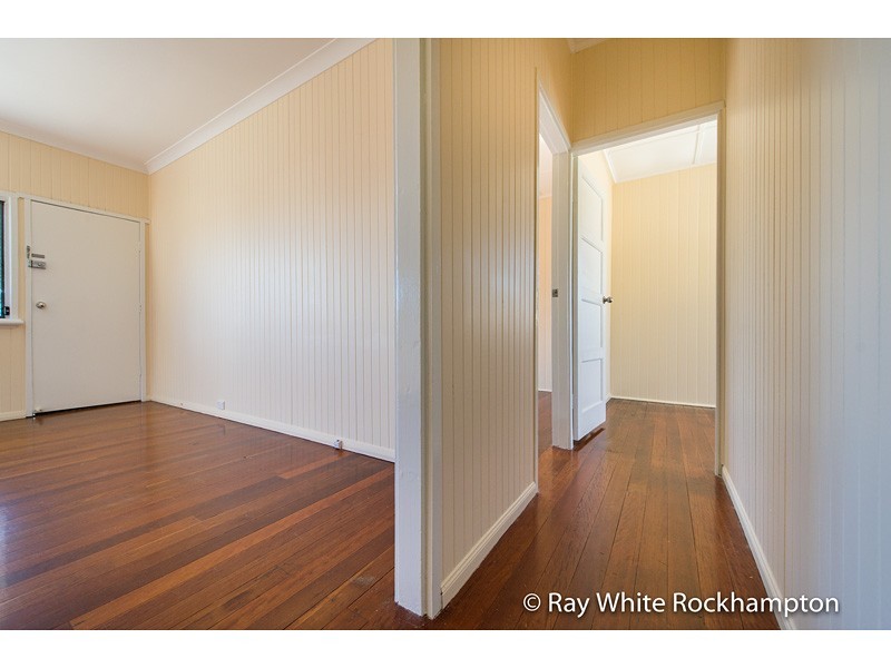 303 Berserker Street, Berserker QLD 4701