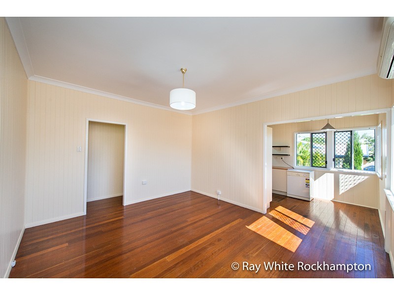 303 Berserker Street, Berserker QLD 4701
