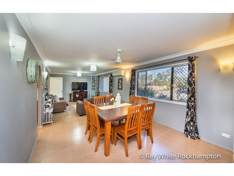 10 Glover Street, Gracemere QLD 4702