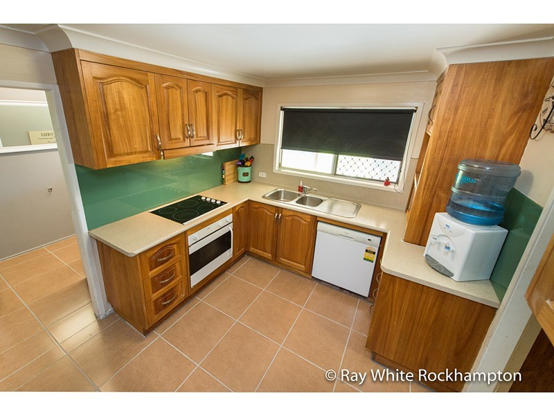 10 Glover Street, Gracemere QLD 4702