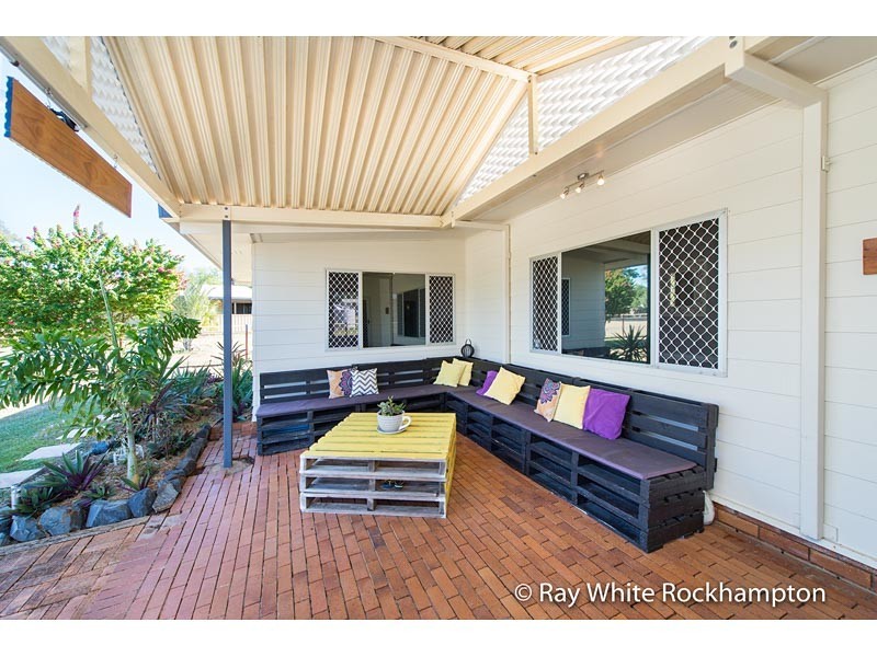 10 Glover Street, Gracemere QLD 4702