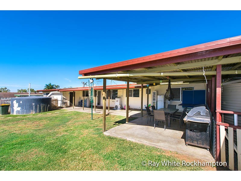 10 Glover Street, Gracemere QLD 4702