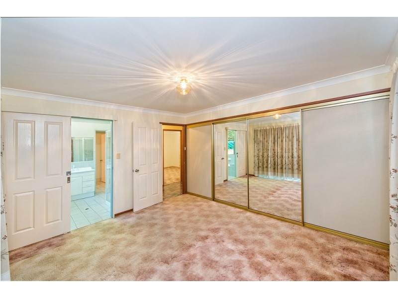 17 Hinton Street, Koongal QLD 4701