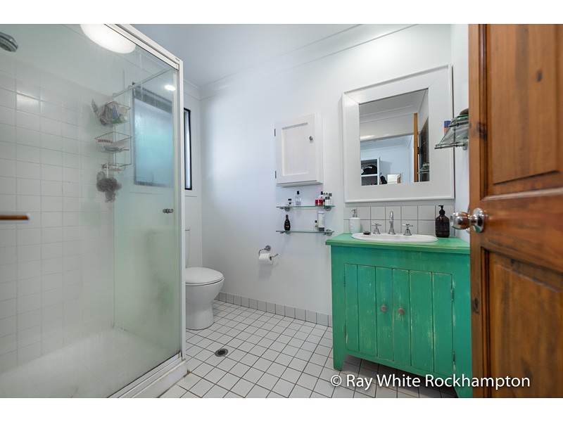 4 Menkin Place, Frenchville QLD 4701