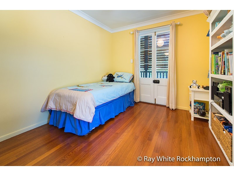 4 Menkin Place, Frenchville QLD 4701