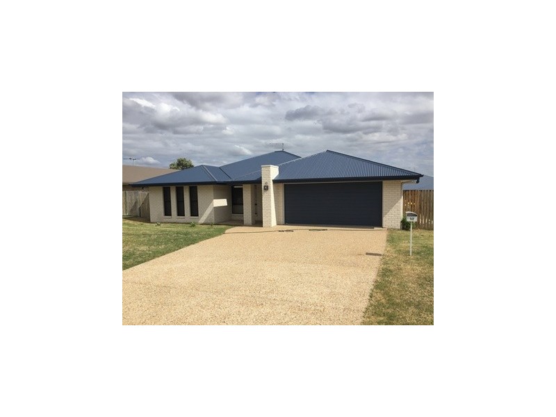 52 Bronco Drive, Gracemere QLD 4702