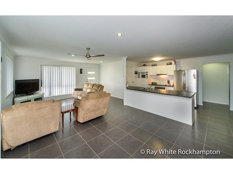 42 Leichhardt Drive, Gracemere QLD 4702