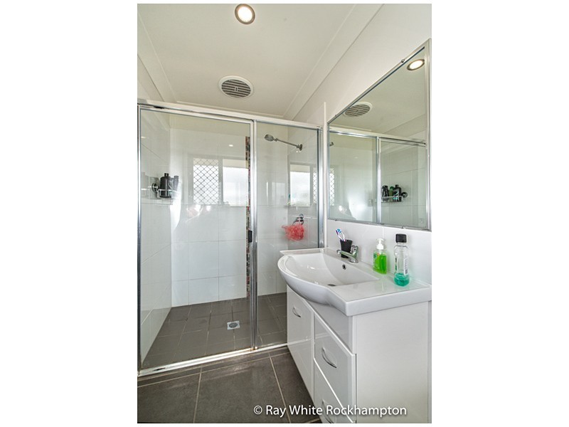 42 Leichhardt Drive, Gracemere QLD 4702