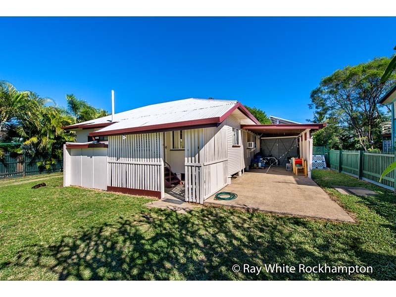 102 Berserker Street, Berserker QLD 4701
