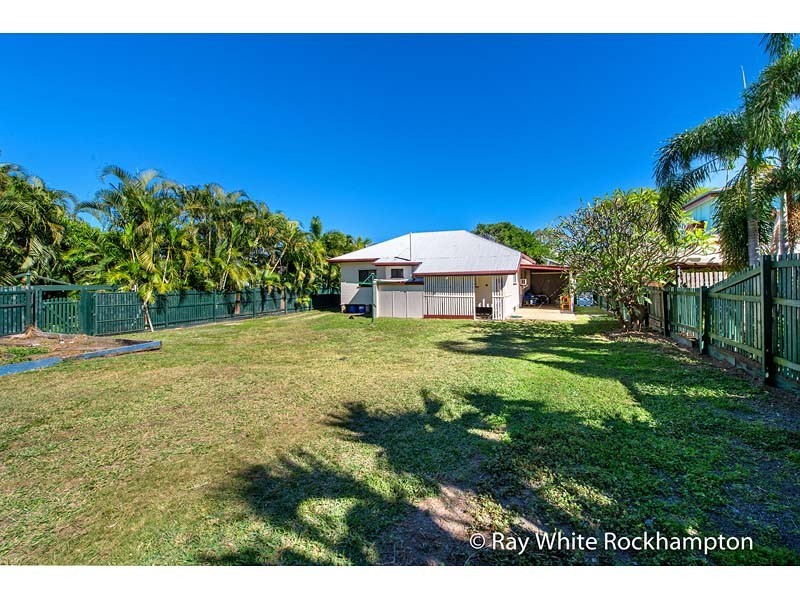 102 Berserker Street, Berserker QLD 4701
