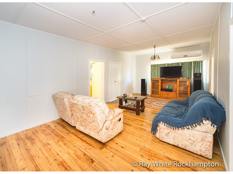 102 Berserker Street, Berserker QLD 4701