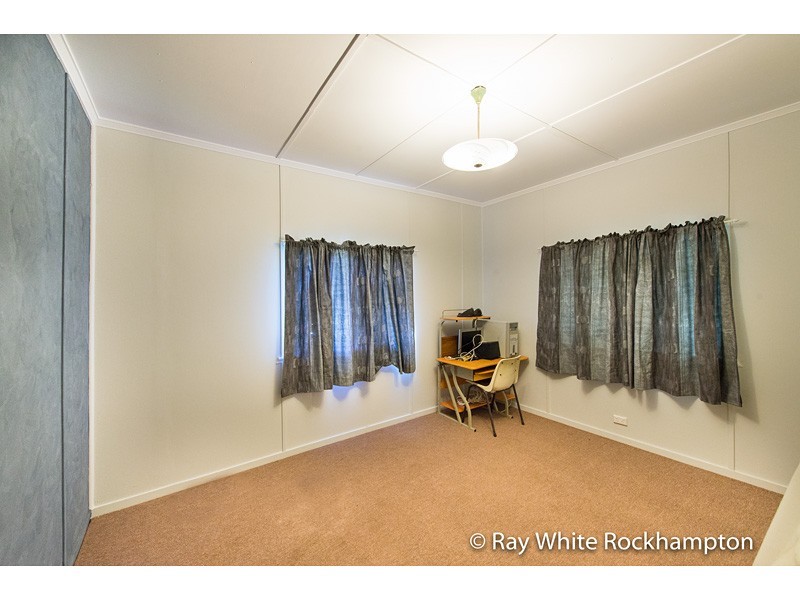 102 Berserker Street, Berserker QLD 4701