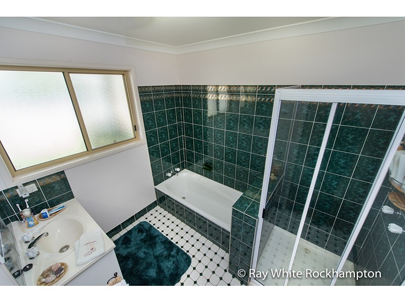 49 Keryn Drive, The Caves QLD 4702