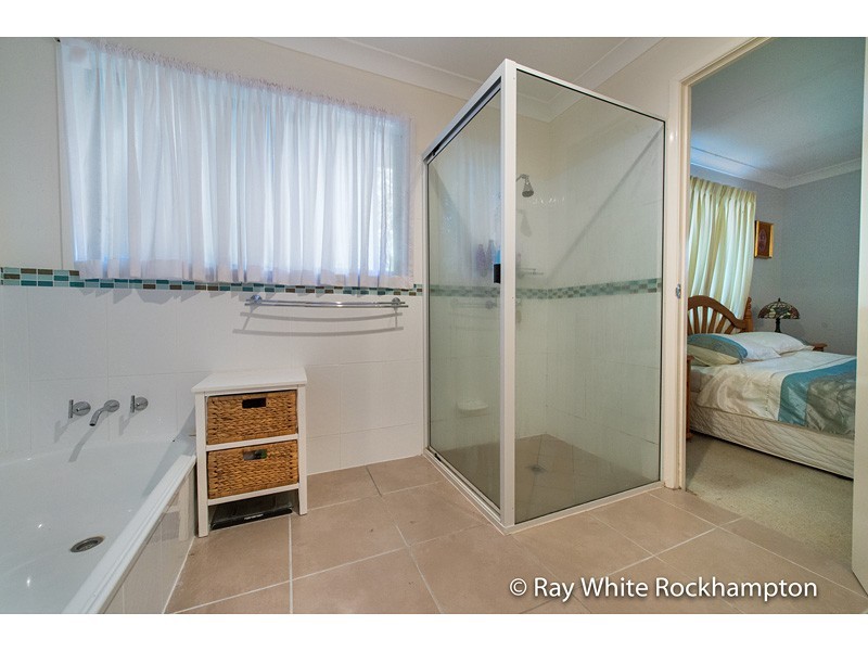 6 Rees Jones Close, Frenchville QLD 4701