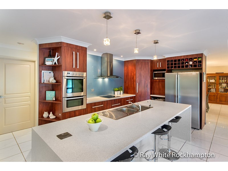 1-5 Goldfinch Drive, Parkhurst QLD 4702