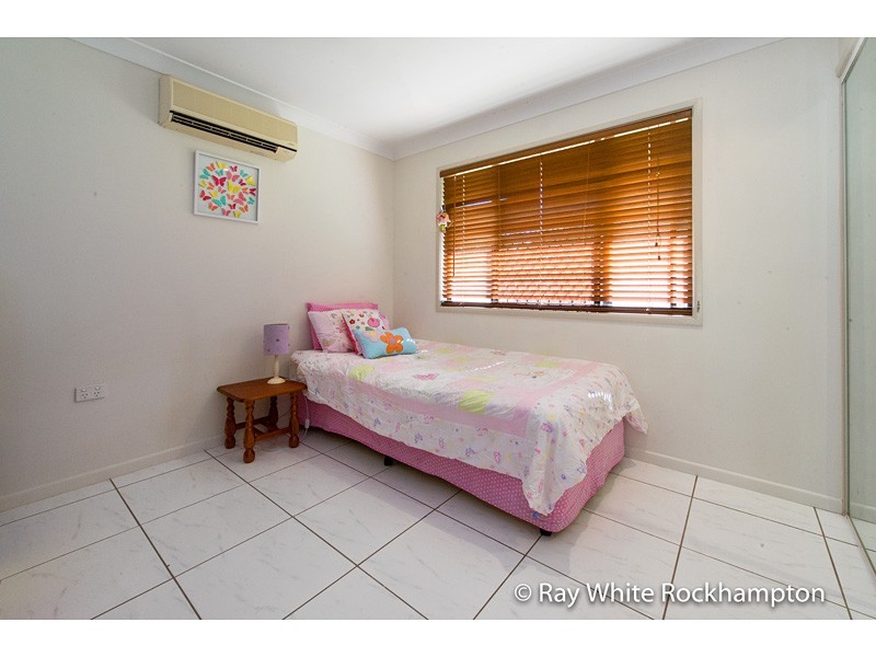 1-5 Goldfinch Drive, Parkhurst QLD 4702