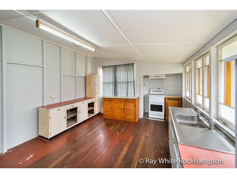 81 James Street, Mount Morgan QLD 4714
