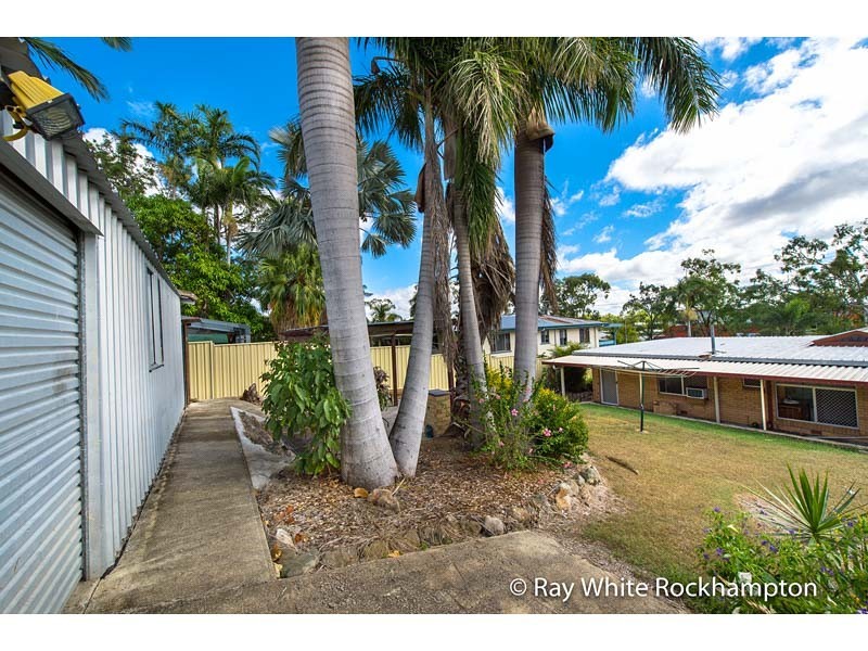 270 Farm Street, Kawana QLD 4701