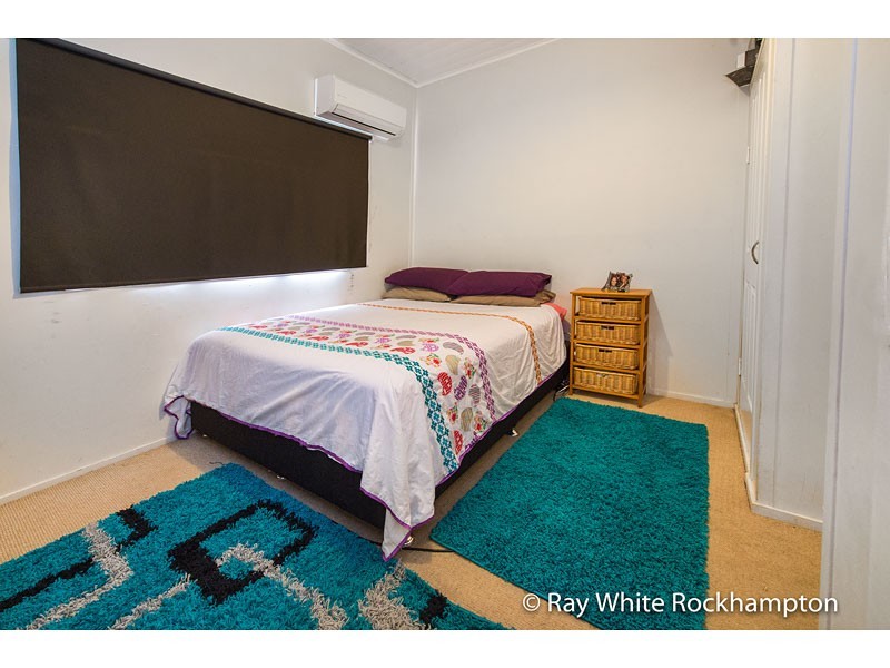 17 Dean Street, Berserker QLD 4701