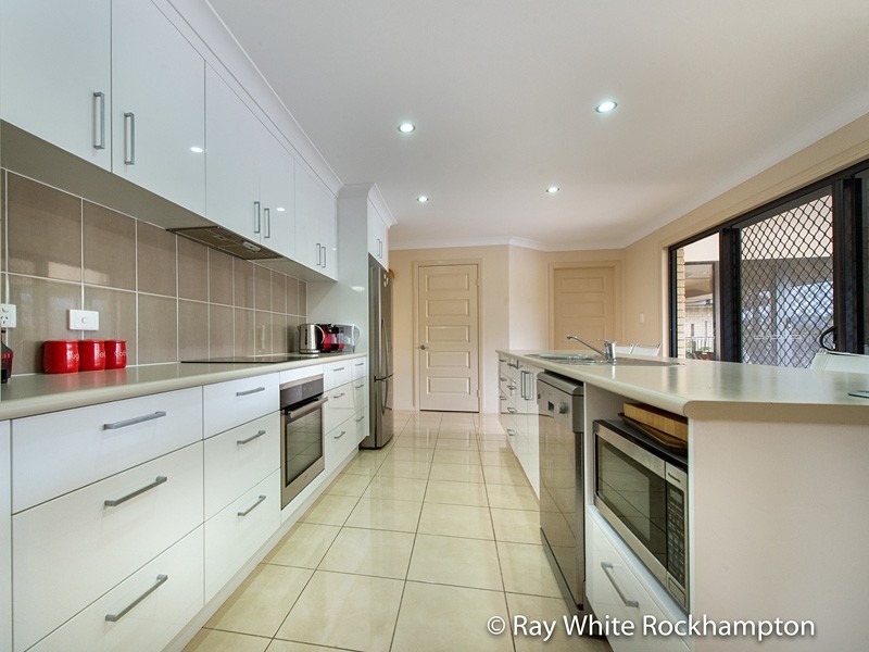 25 Inverary Way, Rockyview QLD 4701
