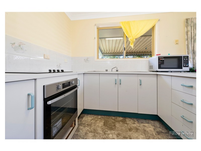 17 Labanka Crescent, Gracemere QLD 4702