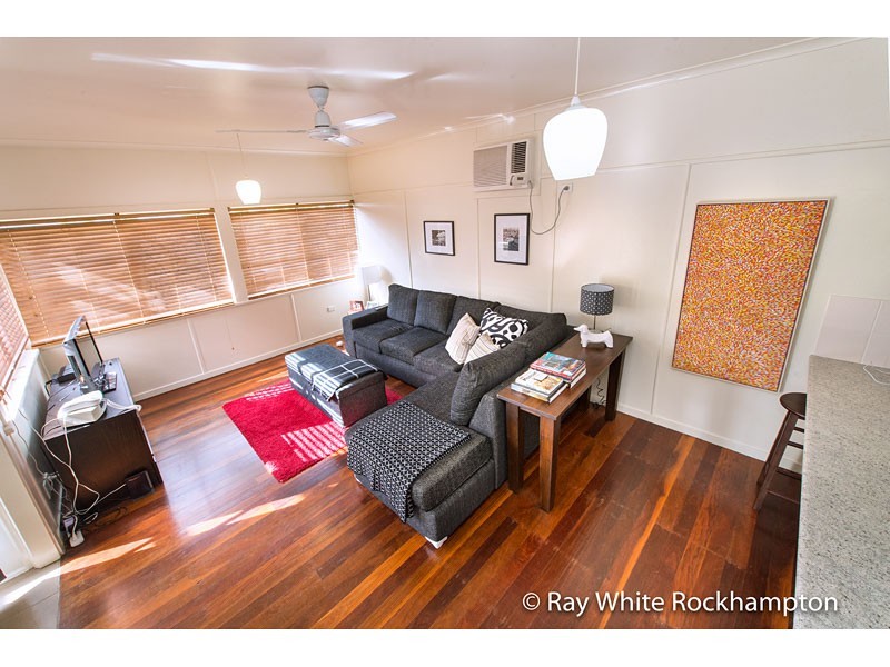 6 Kelly Street, The Range QLD 4700