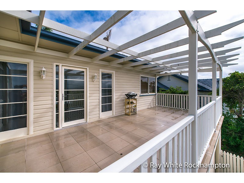 6 Kelly Street, The Range QLD 4700